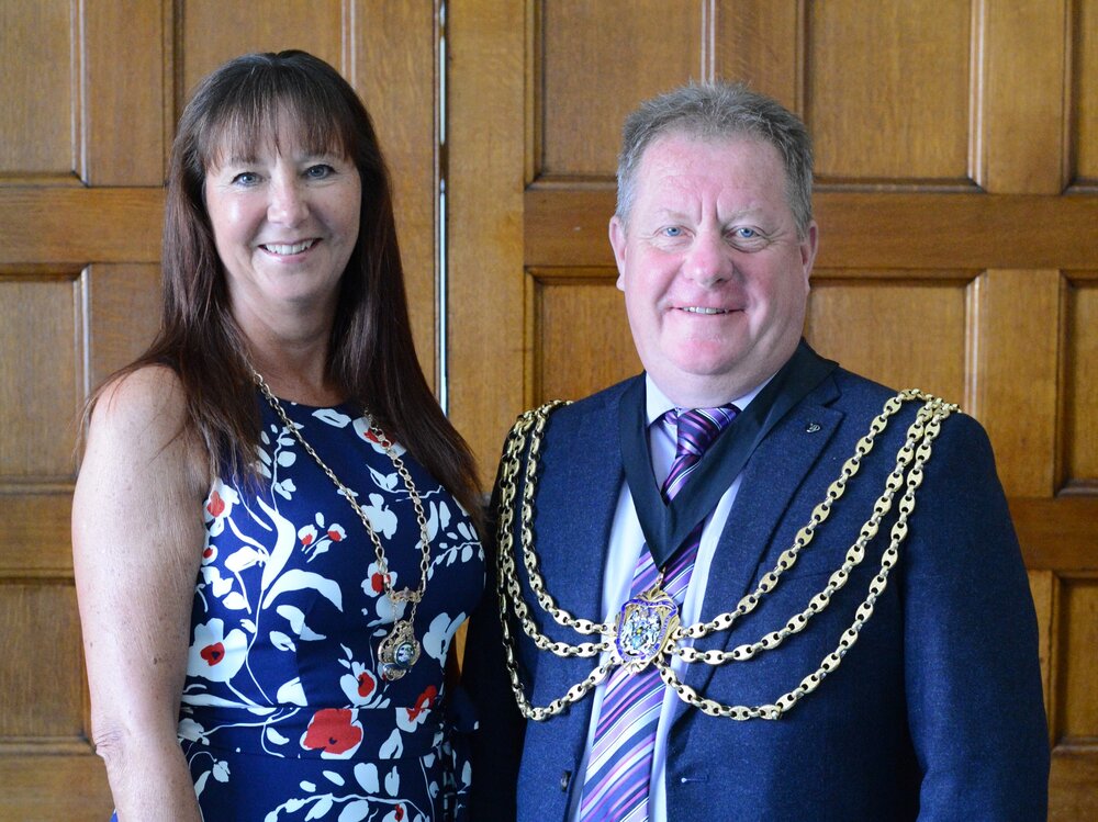 A picture of the new Mayor of Reigate and Banstead alongside the Mayoress
