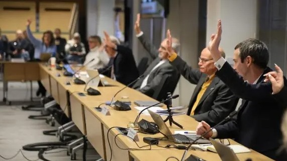 East Surrey Council holds inaugural meeting of the Executive
